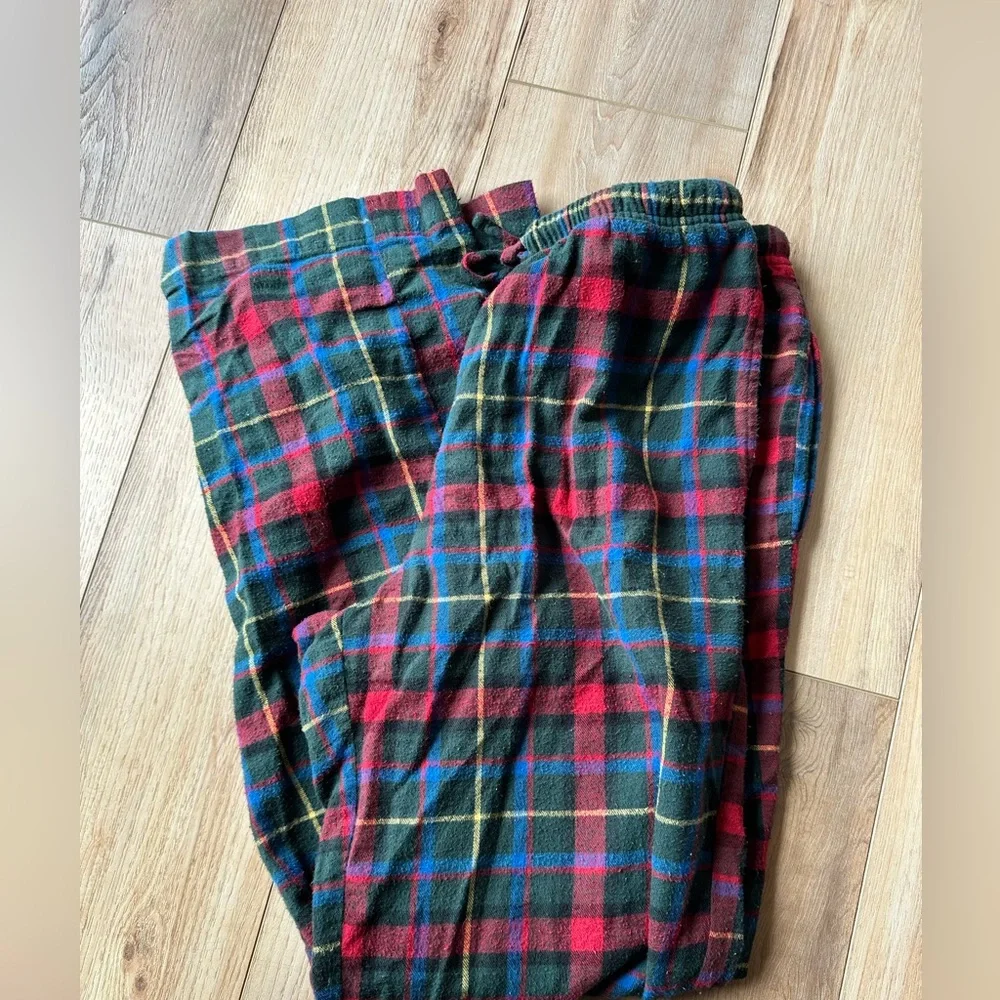 L.L. Bean pajama bottoms  — Green, Red & Blue‎ XS 100% COTTON